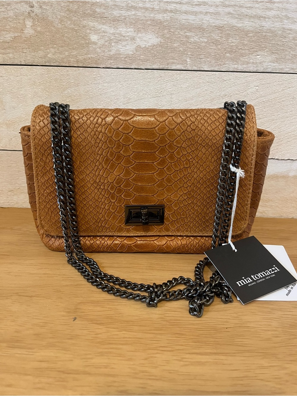 Italian Genuine Leather Mia Tomazzi Chain Shoulder/Shoulder Bag